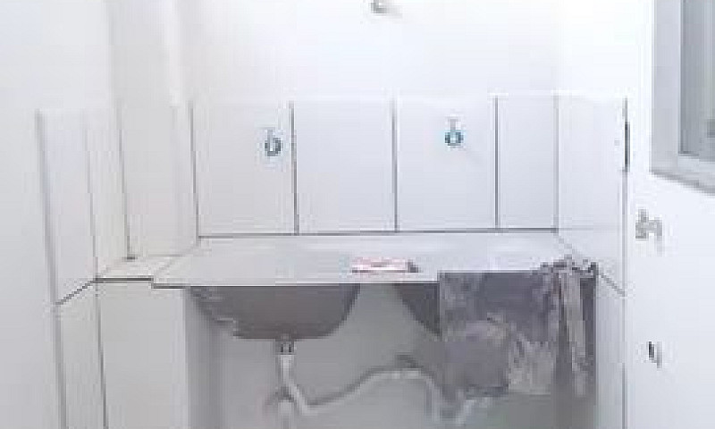 Aluga-Se Apartamento...