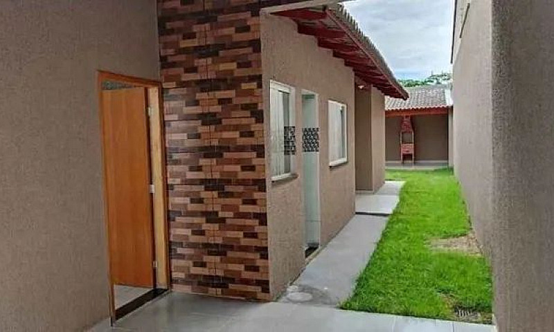 Casa Simples Com Áre...