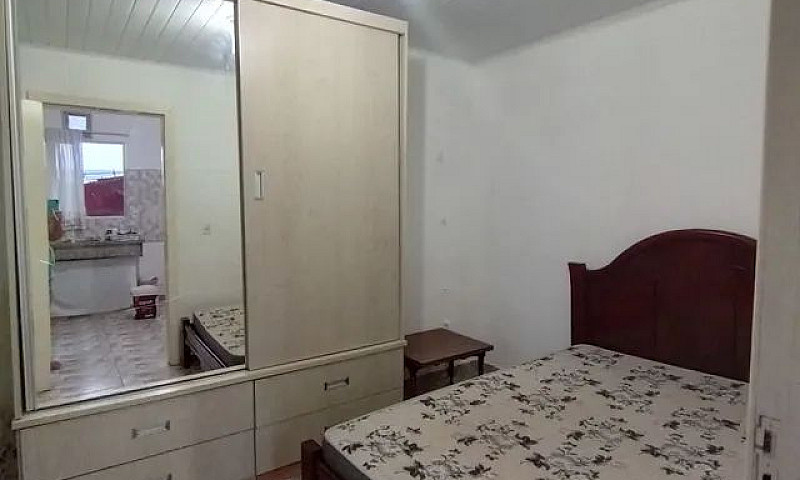 Alugo Kitnet ...
