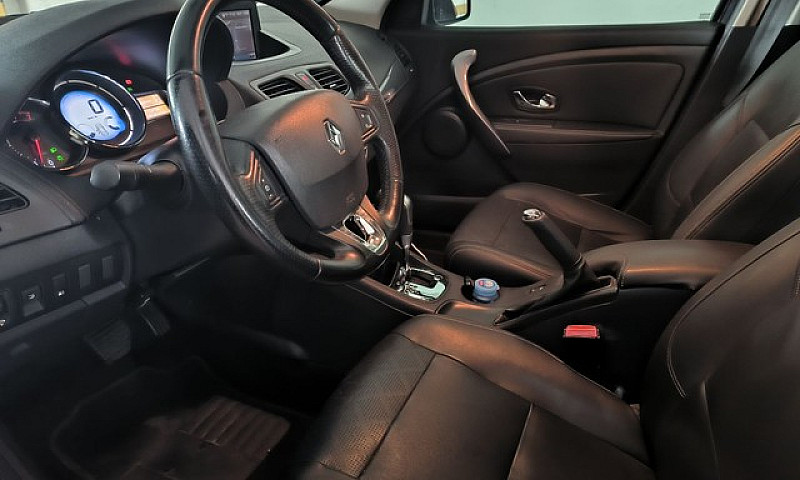 Renault Fluence Dyna...