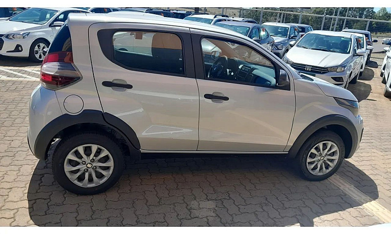Fiat Mobi Like On 1....