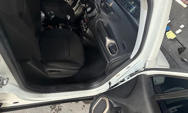 Jeep Renegade Sport ...