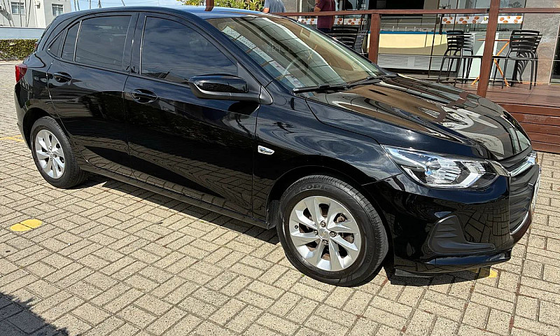 Chevrolet Onix Hatch...