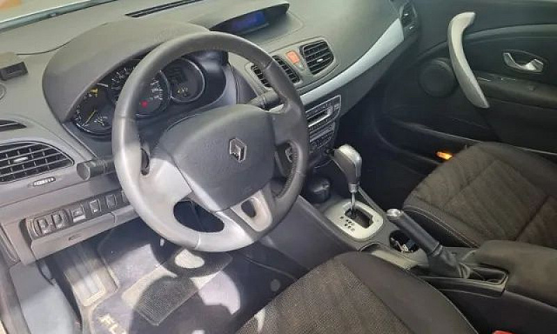 Renault Fluence Sed....
