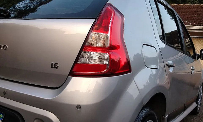 Renault Sandero Priv...