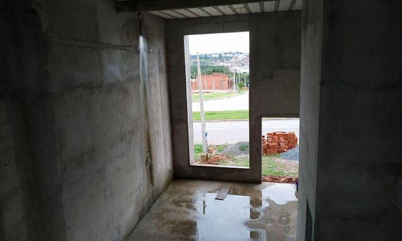 Sobrado Em Fase De A...