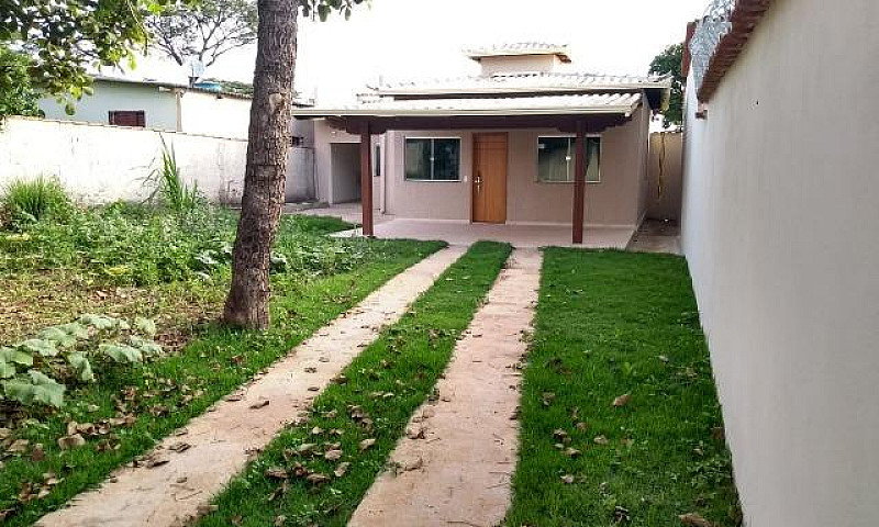 Linda Casa Em Lote D...