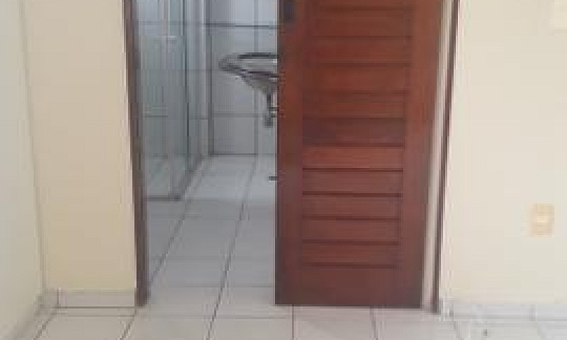 Alugo Apt 3.200,Mana...
