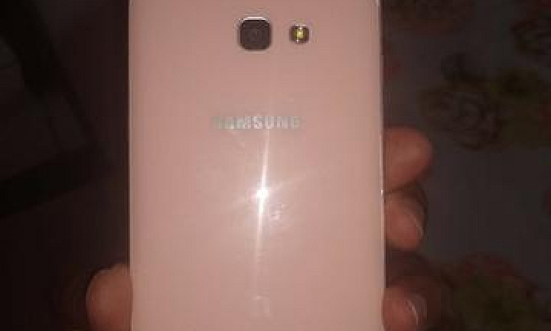 Galaxy A7 2017 64Gig...
