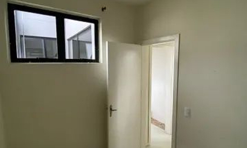 Aluga-Se Apartamento...