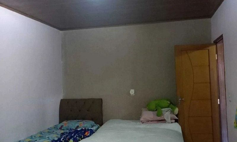 Vendo Essa Casa No P...