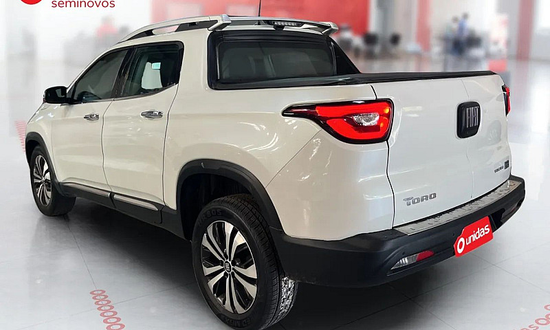 Fiat Toro Volcano 2....