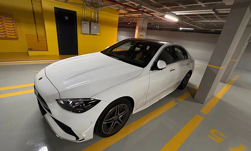 Mercedes Benz ...