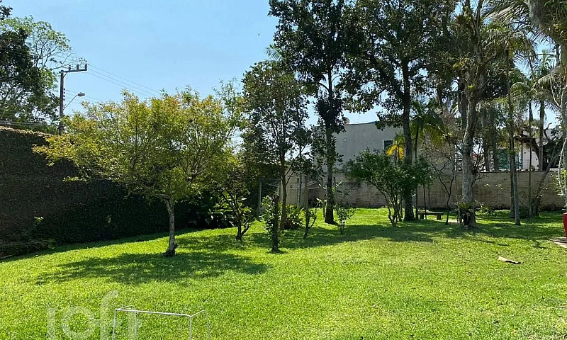 Casa À Venda Em Varg...
