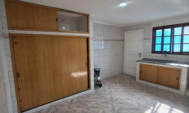 Linda Casa Terrea Re...
