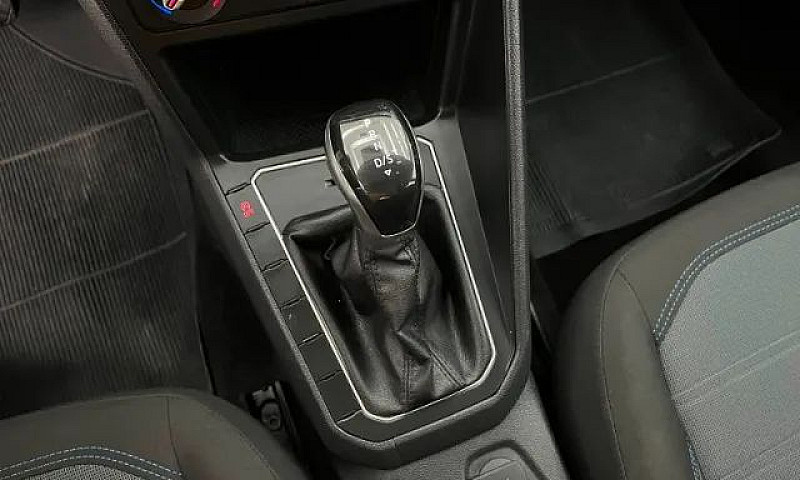 Volkswagen Nivus Com...