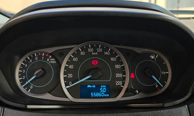 Ford Ka+ Sedan 1.0 T...