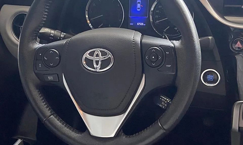 Toyota Corolla Xei 2...