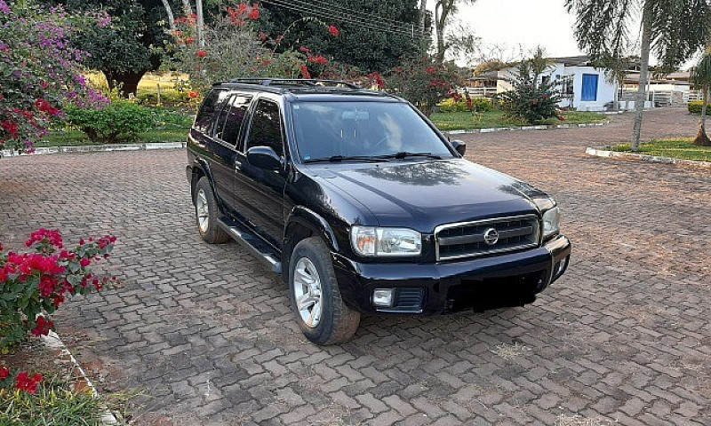 Nissan Pathfinder ...