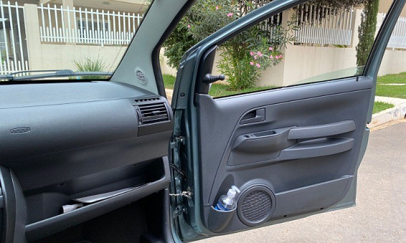 Volkswagen Fox 1.0 2...