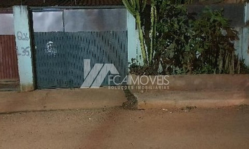 Casa À Venda Com 1 D...