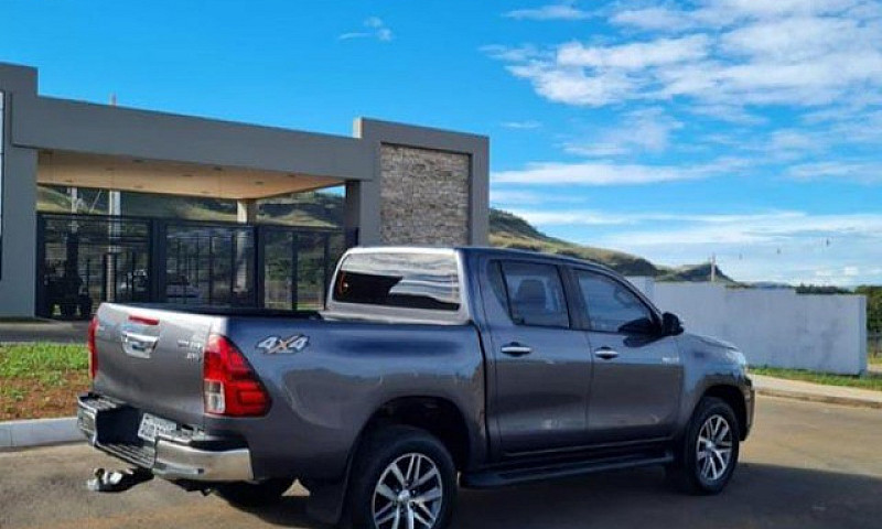 Hilux Srv 2019 Diese...