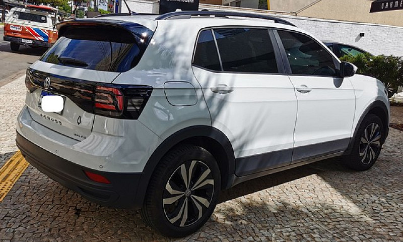 T-Cross...