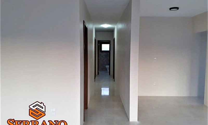 Linda Casa Próxima A...