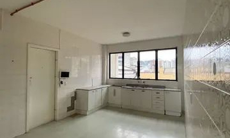 Aluga-Se Apartamento...