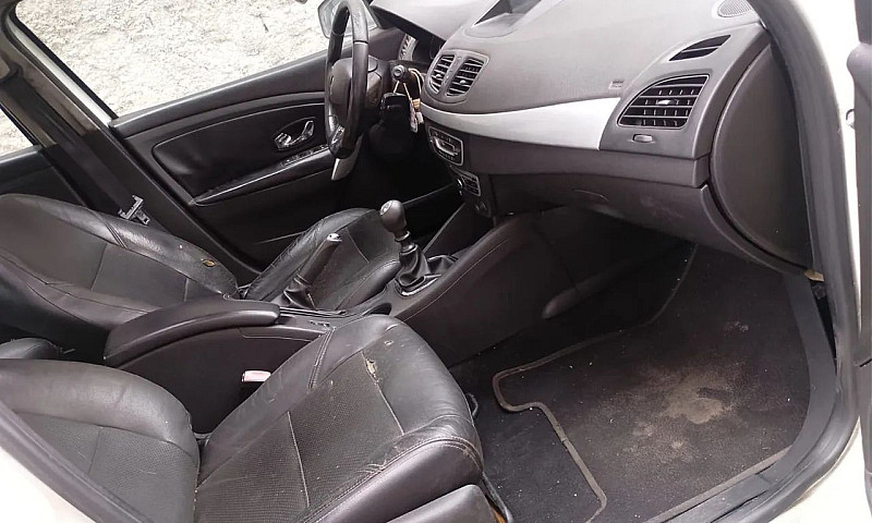 Renault Fluence Sed....