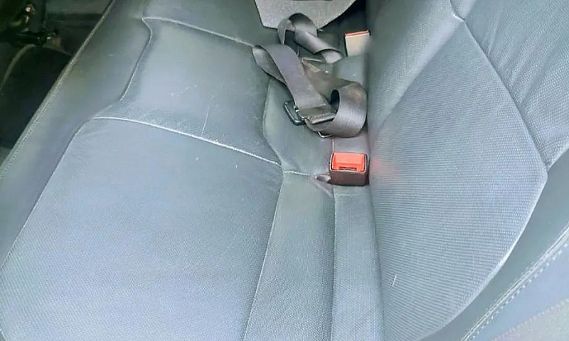 Chevrolet Onix Hatch...