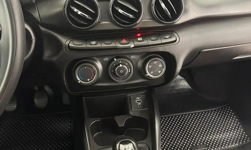 Fiat Cronos Drive 1....