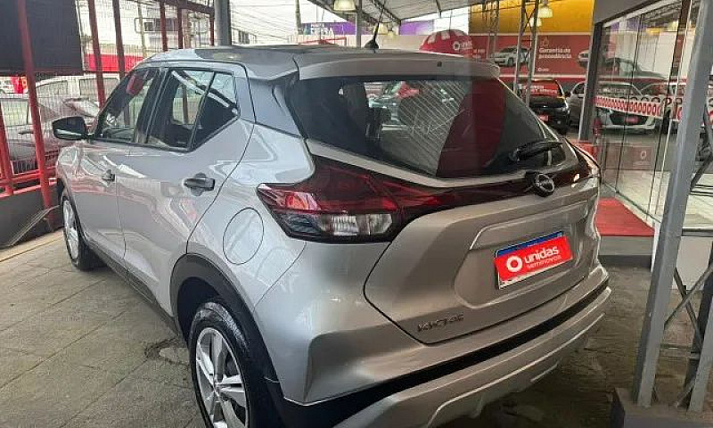 Nissan Kicks Sense 1...