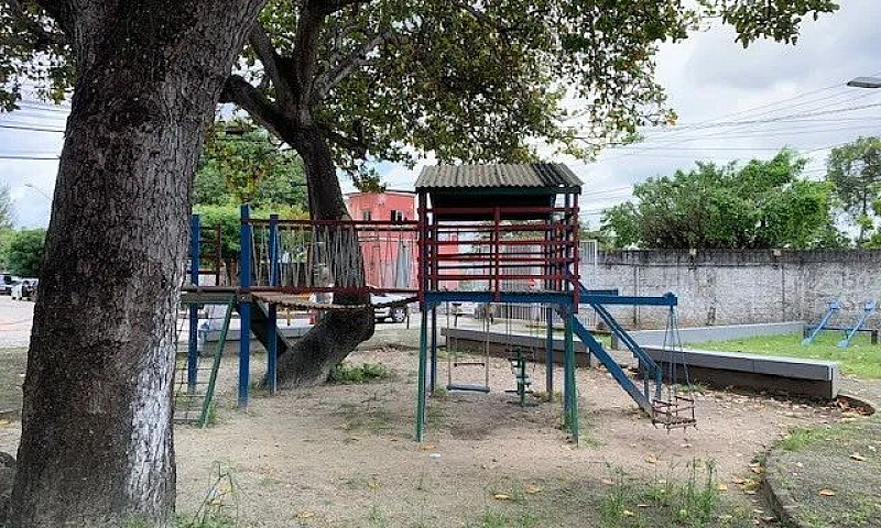 Apartamento Para Alu...