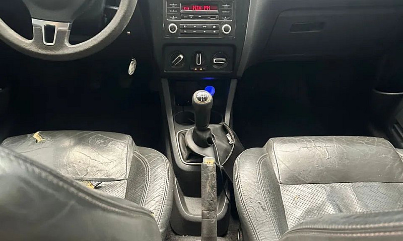 Volkswagen Fox 1.6 M...