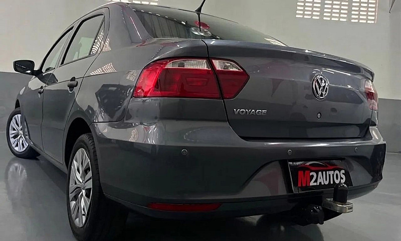 Volkswagen Voyage 1....