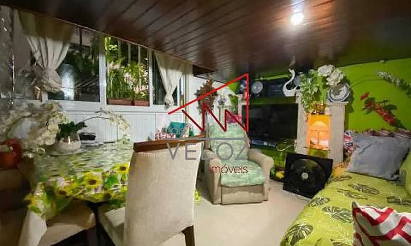 Apartamento-À Venda-...