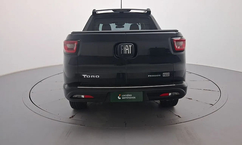 Fiat Toro Freedom 1....