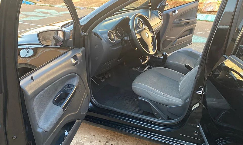 Volkswagen Gol Geraç...