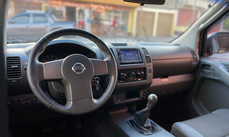 Nissan Frontier Xe 2...