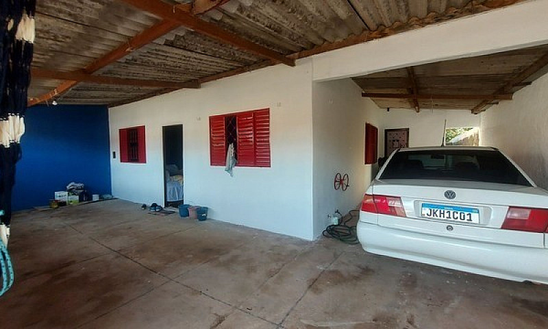 Ótima Casa 3 Quartos...