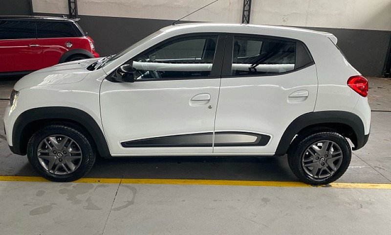 Kwid Intense 2020/20...