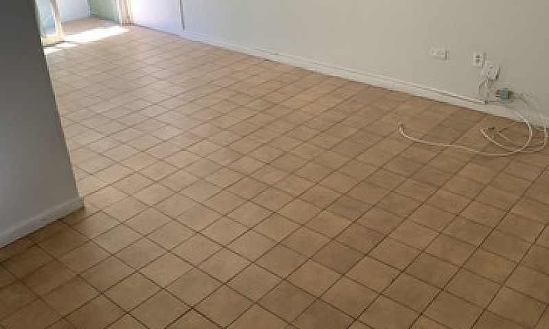 Apt: 3 Qtos Um Sendo...