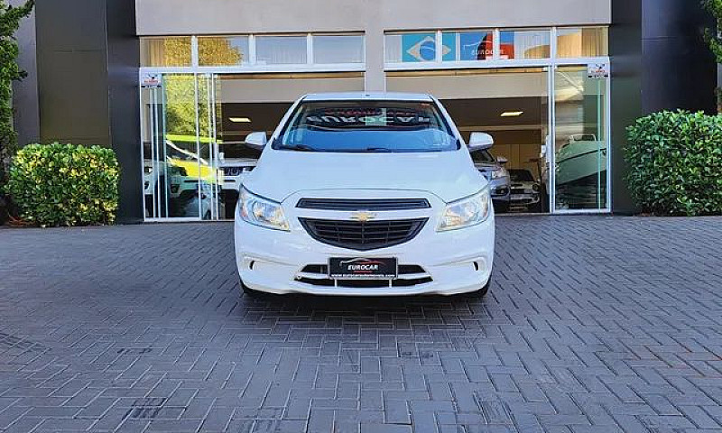 Gm - Chevrolet Prism...