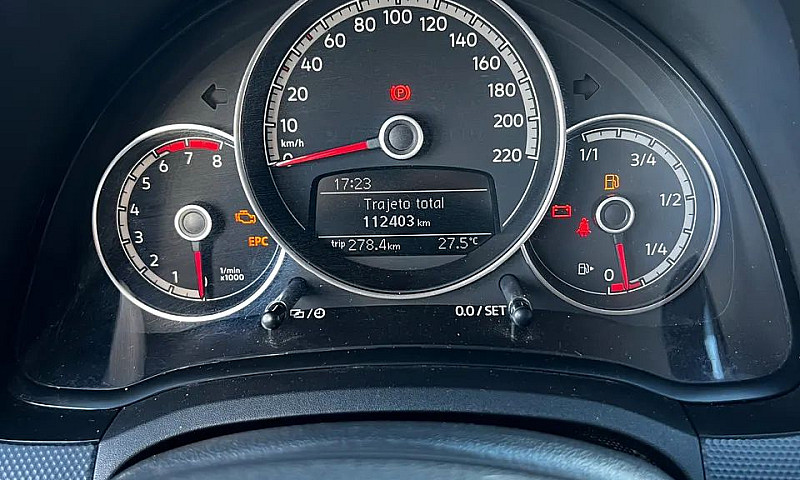 Volkswagen Up! Conne...