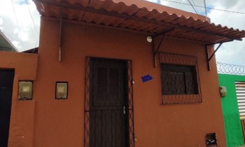 Casa Com 1 Dormitóri...