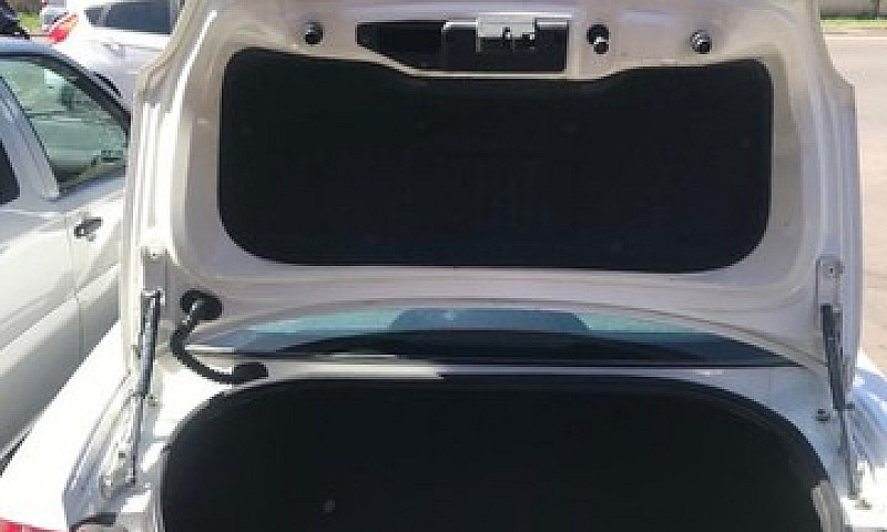 Fiat Linea Essence 1...