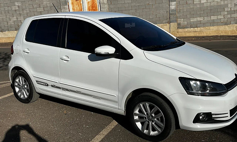 Volkswagen Fox Conne...