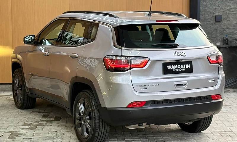 Jeep Compass Long. T...