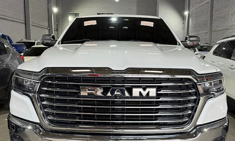 Ram 1500 Laramie 3.0...